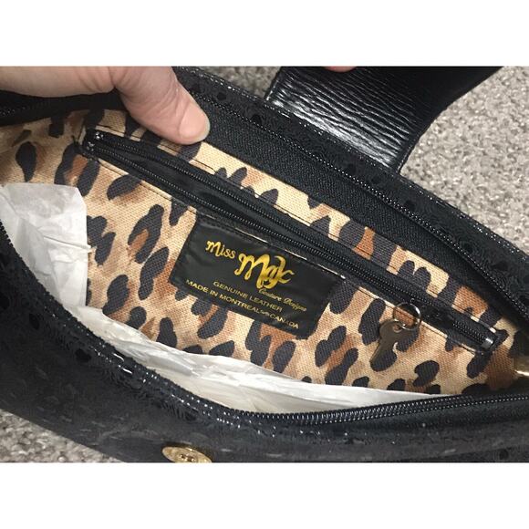 Miss Mak Purse Clutch Wristlet Leopard Lock And Key w/Tassel & Gold Accents - Picture 7 of 7